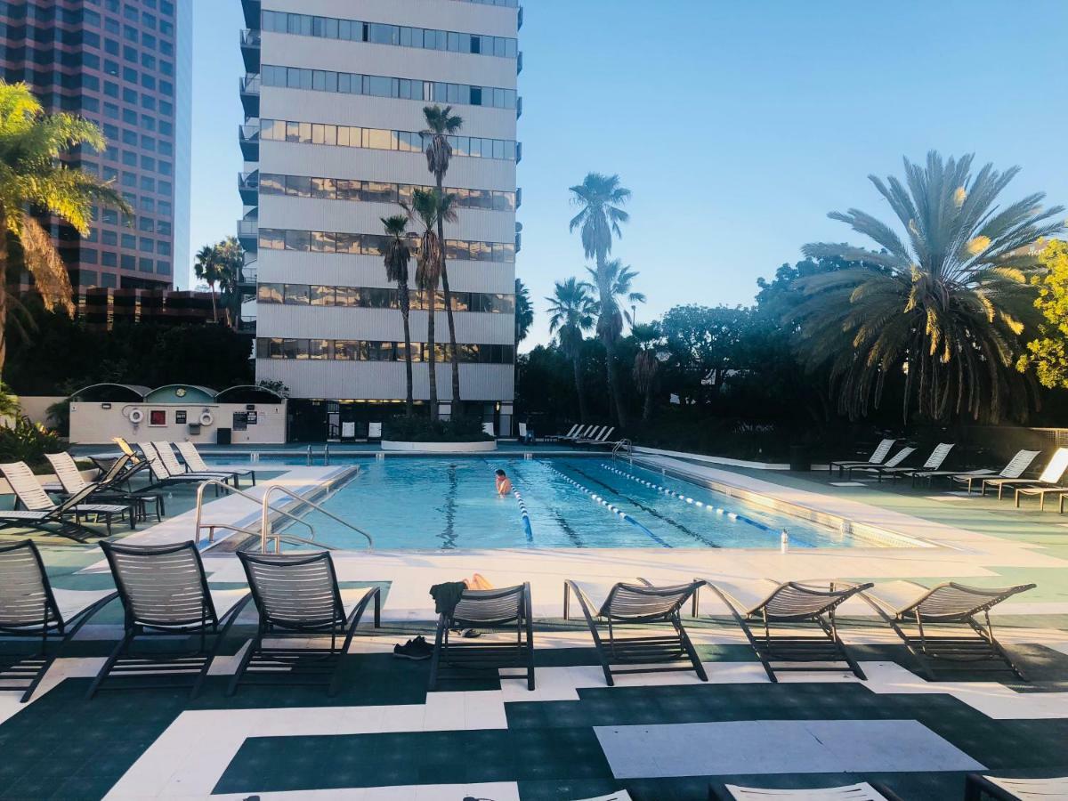 Barrington Plaza Hotel Los Angeles Exterior photo